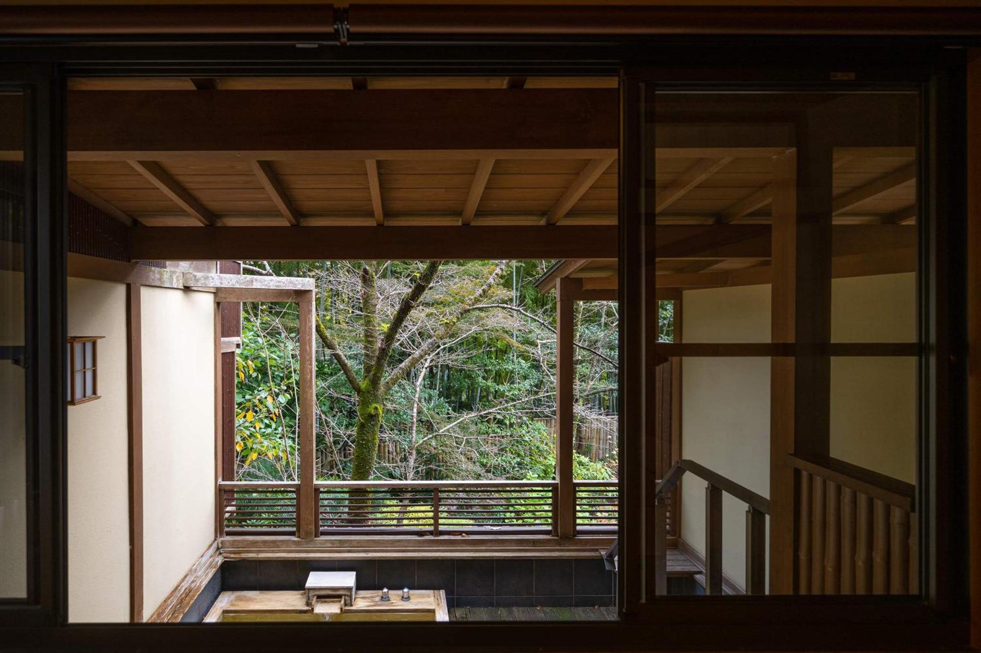 ホテル 陣屋 秦野市 エクステリア 写真